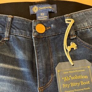 NWT Women’s Democracy Blue Jeans